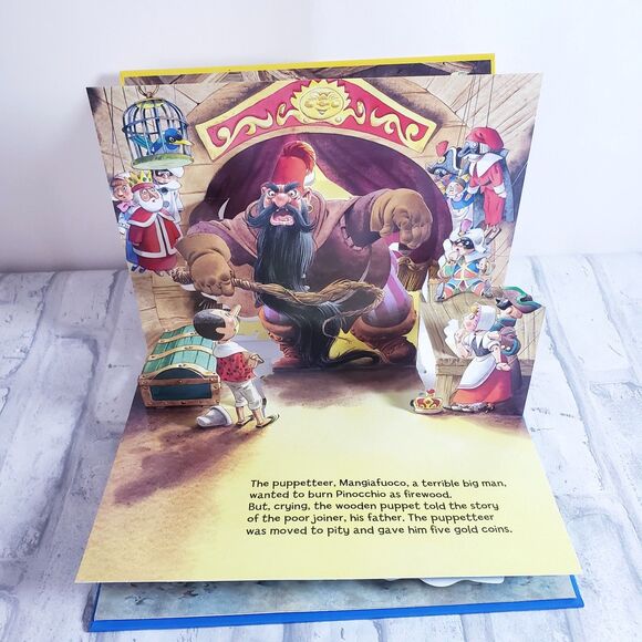 Pinocchio Pop-Up Book - Picture 2 of 4